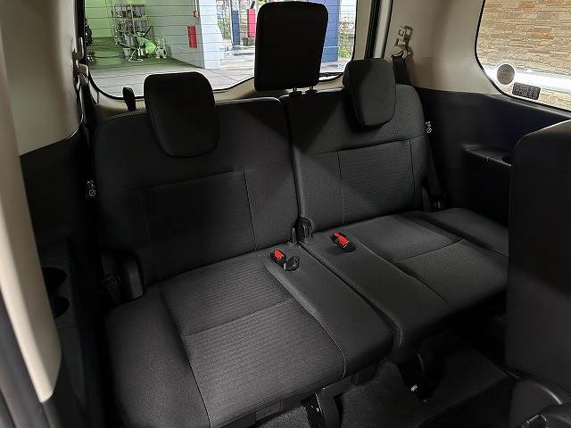 日産&nbsp;セレナの画像12