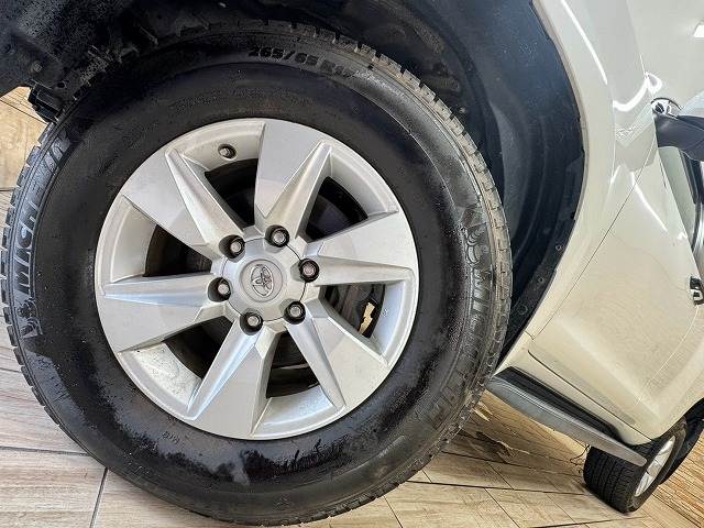 トヨタ ランドクルーザープラドの画像19