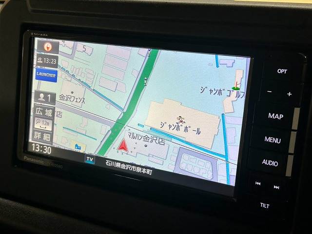ジムニーXL 7ストラーダナビ/MT/ドライブレコーダー/ETC/バックカメラ/スマートキー/プッシュスタート/オートライト/シートヒーター/ヒルディセントコントロール/オートエアコン/CD/DVD/電動格納ミラー 内装他