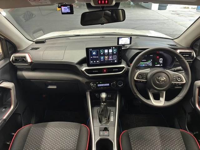 トヨタライズ□ハイブリッド Z 内装他
