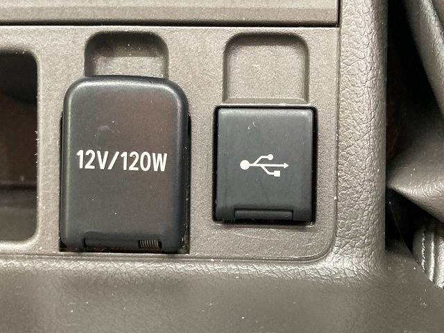 トヨタ&nbsp;ランドクルーザープラドの画像10