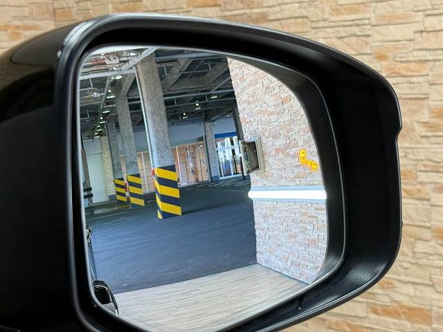 トヨタ ランドクルーザー300系の画像7