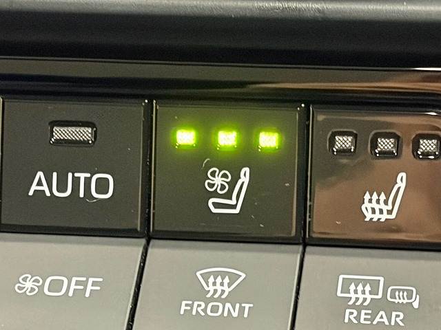 トヨタ クラウンスポーツの画像6