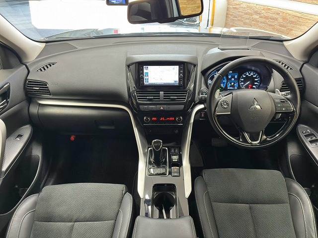 三菱エクリプスクロスPHEV□Ｇ　純正ナビ／シートヒ－ター／マイパイロット／ヘッドアップディスプレイ／ブラインドスポットモニター／ＡＣ１００Ｖ／クリアランスソナー／パドルシフト／Ｂｌｕｅｔｏｏｔｈ／バックカメラ／パワーシート／ＥＴＣ／ 内装他