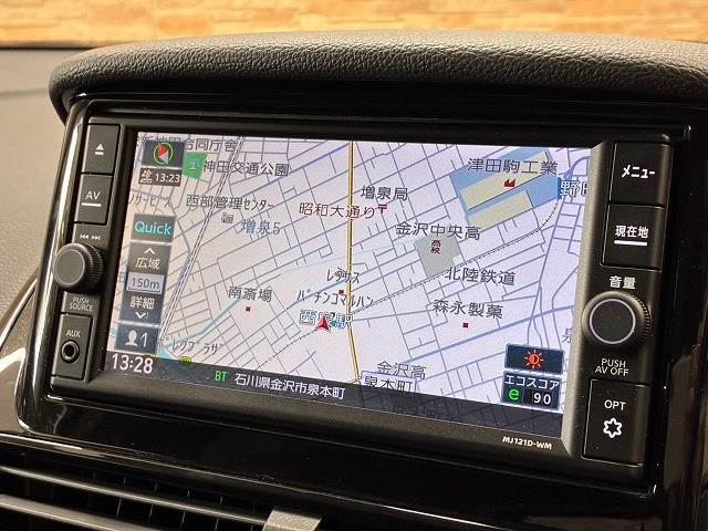 エクリプスクロスPHEV□Ｇ　純正ナビ／シートヒ－ター／マイパイロット／ヘッドアップディスプレイ／ブラインドスポットモニター／ＡＣ１００Ｖ／クリアランスソナー／パドルシフト／Ｂｌｕｅｔｏｏｔｈ／バックカメラ／パワーシート／ＥＴＣ／ 内装他