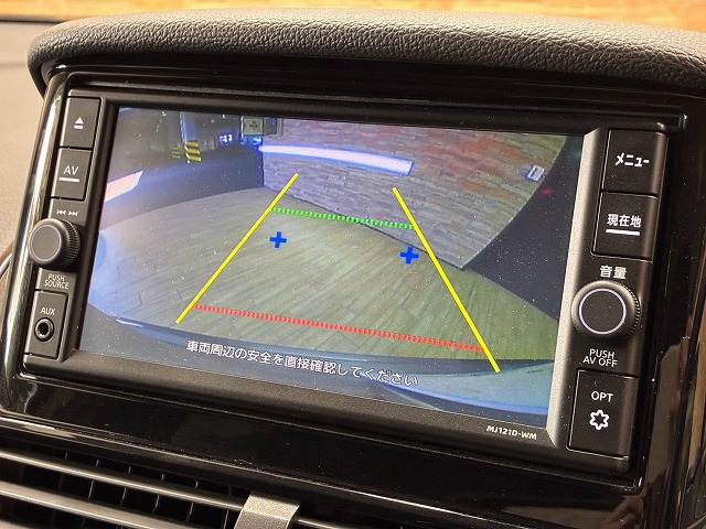 エクリプスクロスPHEV□Ｇ　純正ナビ／シートヒ－ター／マイパイロット／ヘッドアップディスプレイ／ブラインドスポットモニター／ＡＣ１００Ｖ／クリアランスソナー／パドルシフト／Ｂｌｕｅｔｏｏｔｈ／バックカメラ／パワーシート／ＥＴＣ／ 内装他