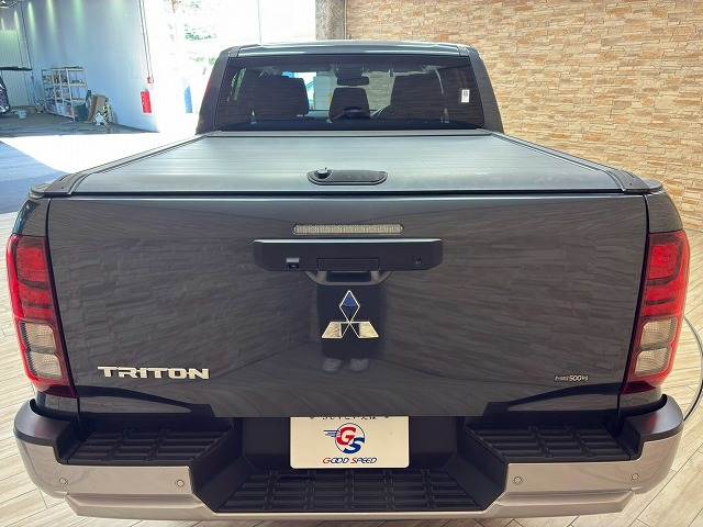 トライトン□GLS 内装他