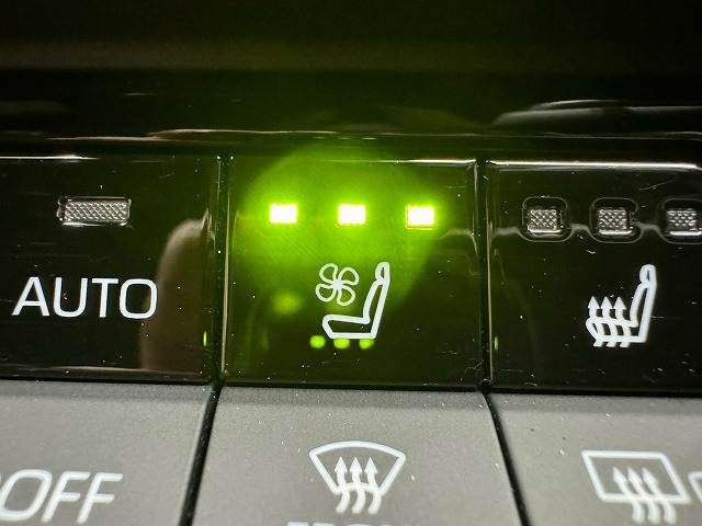 トヨタ クラウンクロスオーバーの画像7