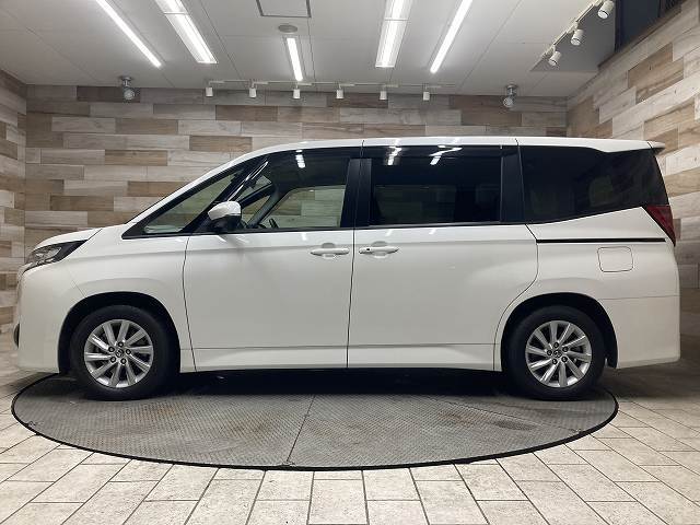 トヨタ ノアの画像17