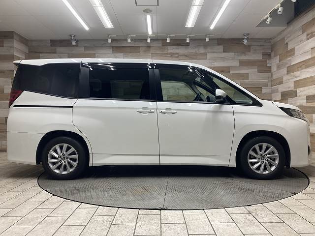 トヨタ ノアの画像18