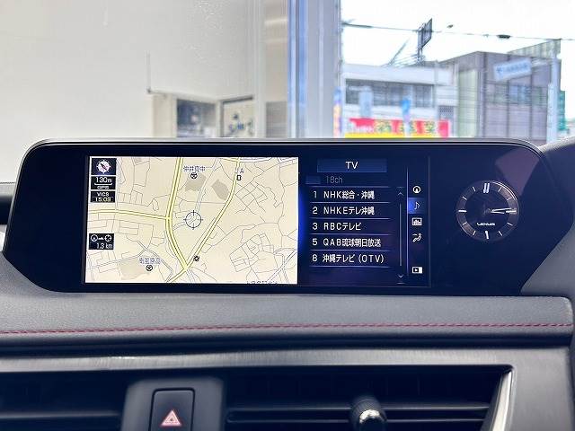 UXハイブリッド UX250h“F SPORT” 内装他