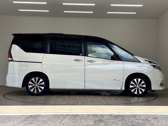 日産 セレナの画像17