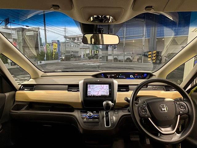 フリードG Honda SENSING 内装他