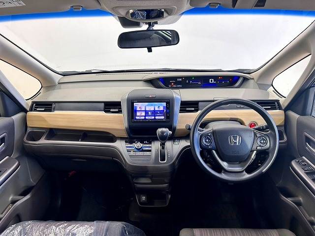 フリードG Honda SENSING 内装他