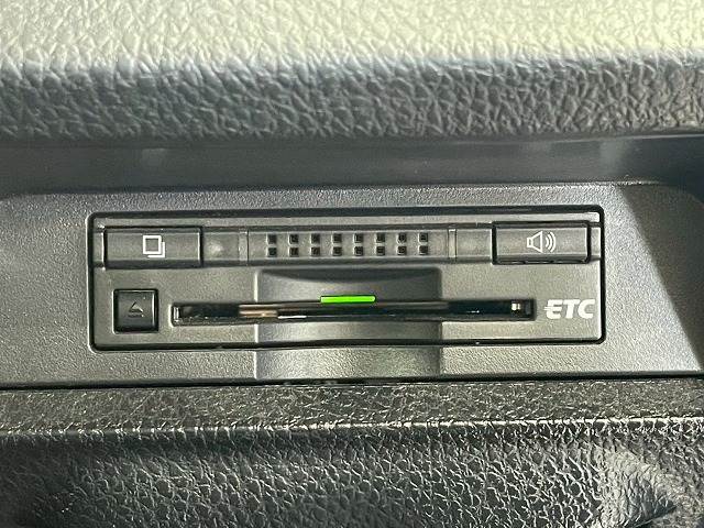 トヨタ エスクァイアハイブリッドの画像9