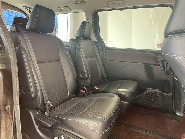 トヨタ エスクァイアハイブリッドの画像11