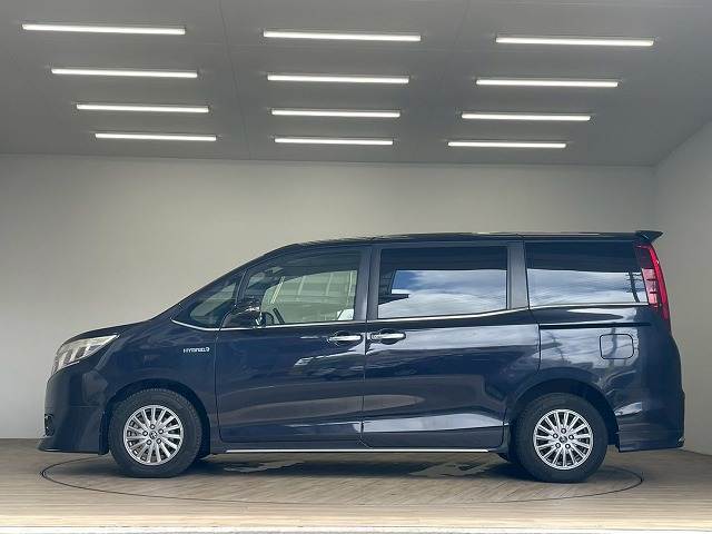 トヨタ エスクァイアハイブリッドの画像16