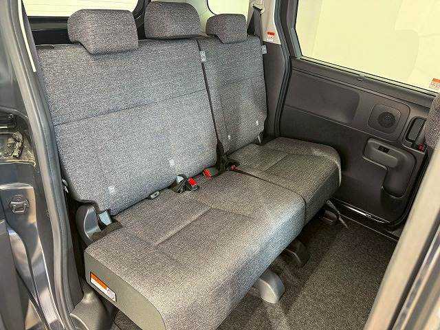 トヨタ シエンタハイブリッドの画像12