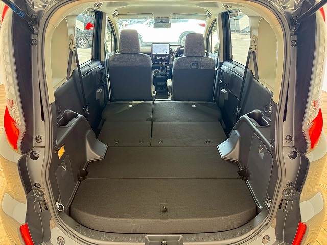 トヨタ シエンタハイブリッドの画像13