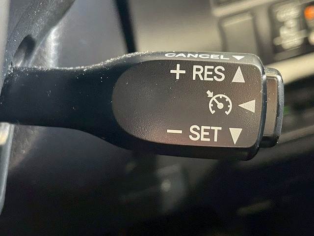 エスクァイアGi “Black-Tailored” 内装他