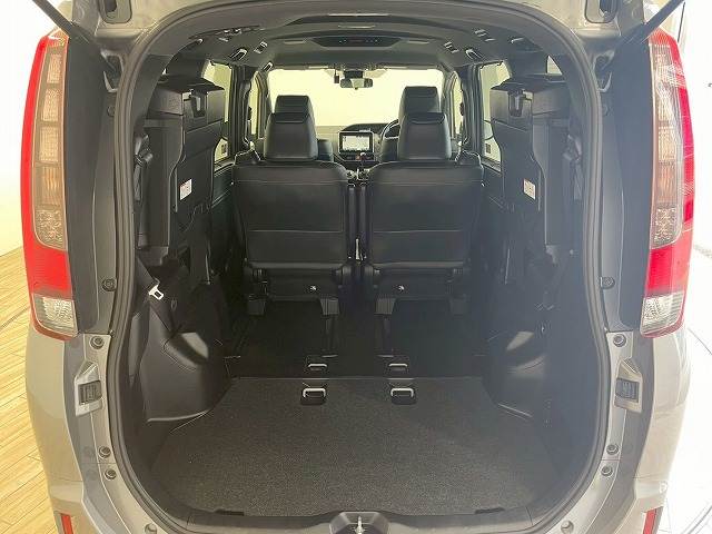 トヨタ エスクァイアの画像13