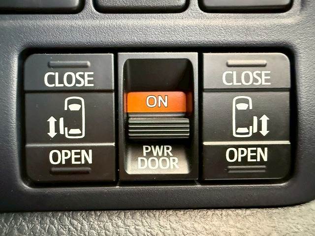 ノアハイブリッドG 内装他