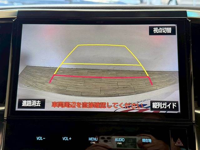 トヨタ ヴェルファイアの画像3