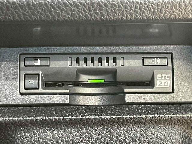 トヨタ エスクァイアハイブリッドの画像9