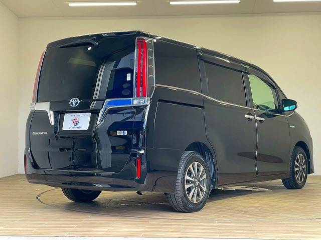 トヨタ エスクァイアハイブリッドの画像17