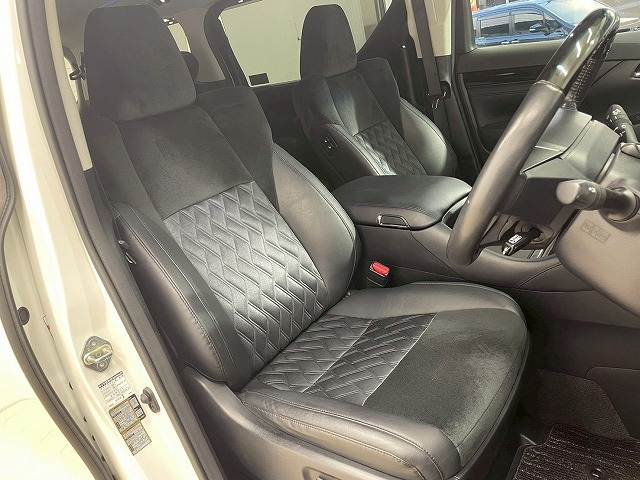 トヨタ アルファードの画像10