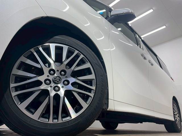 トヨタ アルファードの画像19