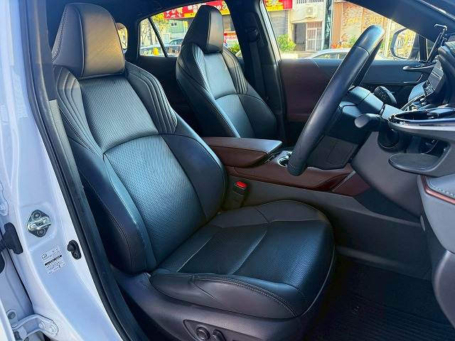 トヨタ ハリアーハイブリッドの画像11