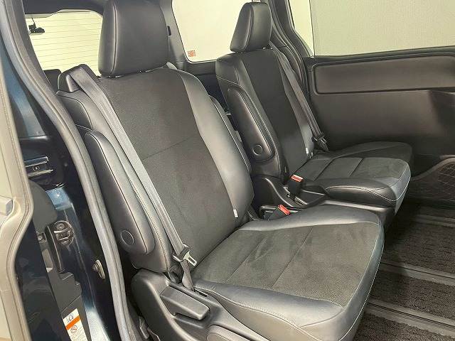 トヨタ ノアの画像11