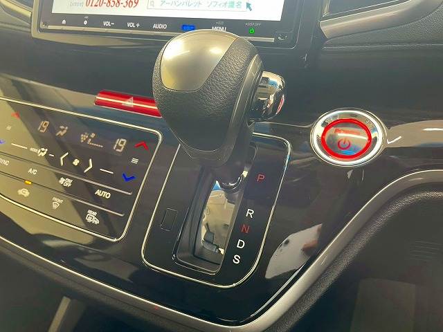 ホンダ オデッセイハイブリッドの画像9