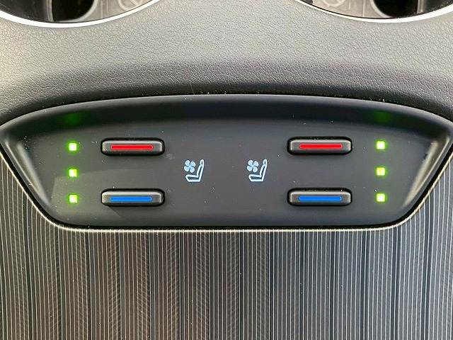 ハリアーハイブリッドZ “Leather Package” 内装他