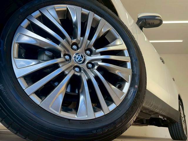 トヨタ ハリアーハイブリッドの画像18