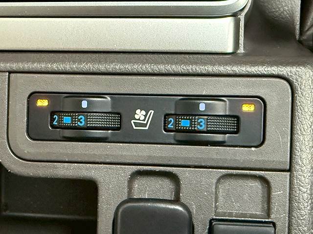 トヨタ ランドクルーザープラドの画像7