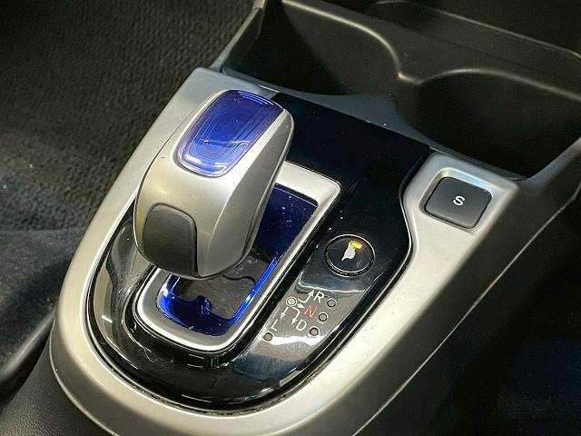 ホンダ フィットハイブリッドの画像7