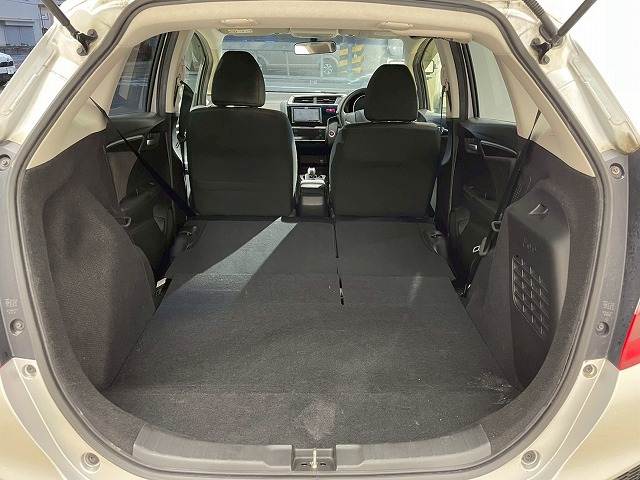 ホンダ フィットハイブリッドの画像13