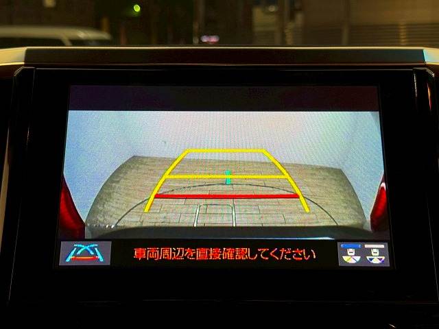 トヨタ アルファードの画像4