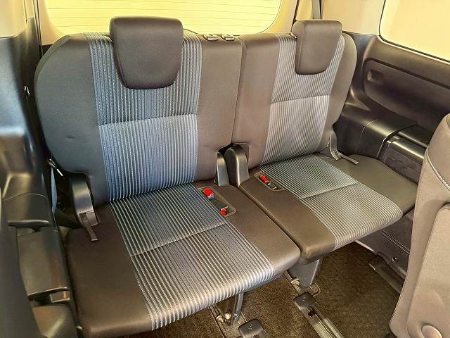 トヨタ ノアの画像12