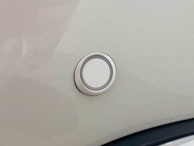 トヨタ ハリアーハイブリッドの画像11