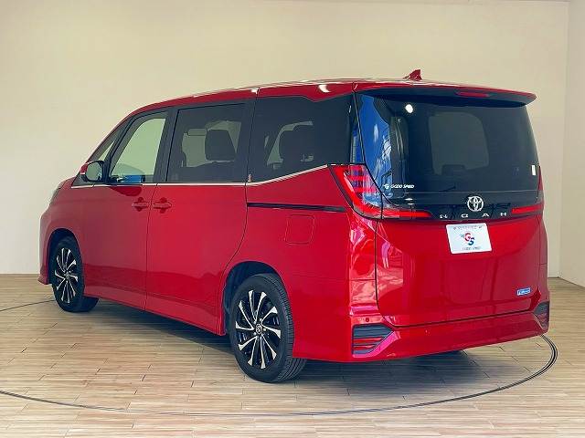 トヨタ ノアの画像16