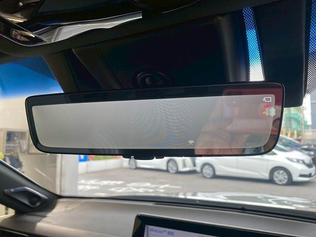 ハリアーZ “Leather Package” 内装他