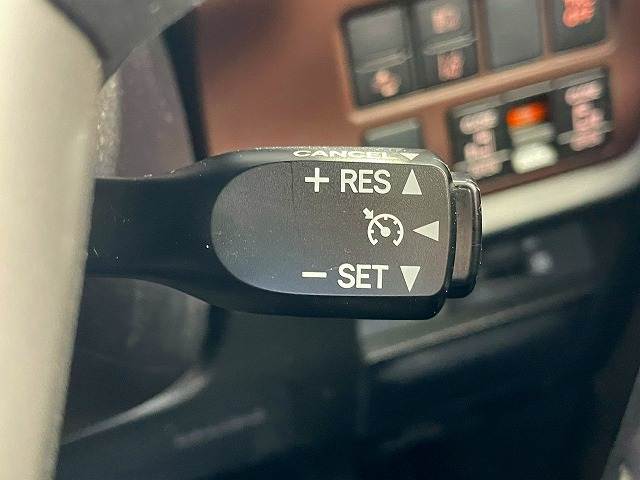 トヨタ エスクァイアハイブリッドの画像7