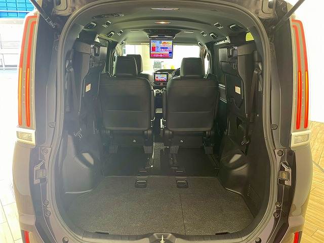 トヨタ エスクァイアハイブリッドの画像13