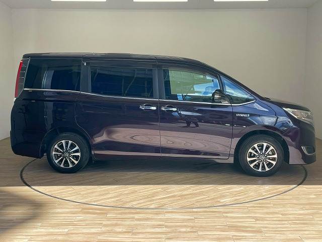 トヨタ エスクァイアハイブリッドの画像17