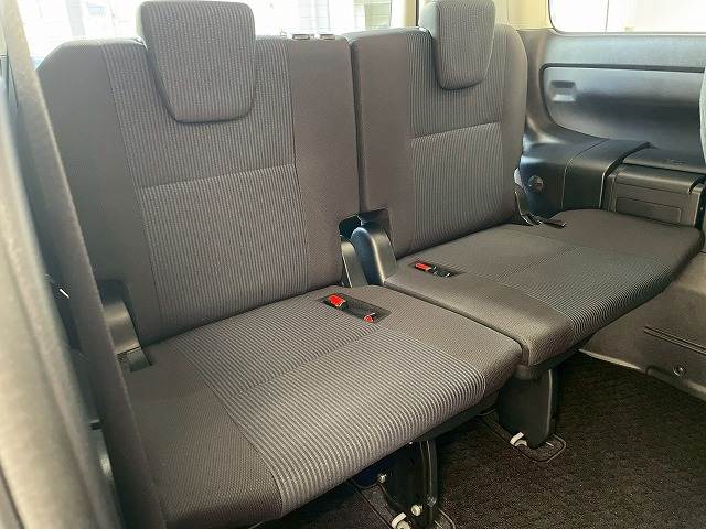 トヨタ ノアの画像13