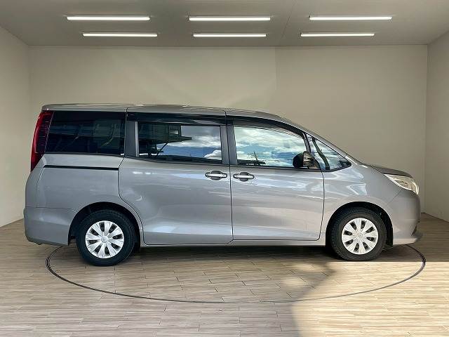 トヨタ ノアの画像17