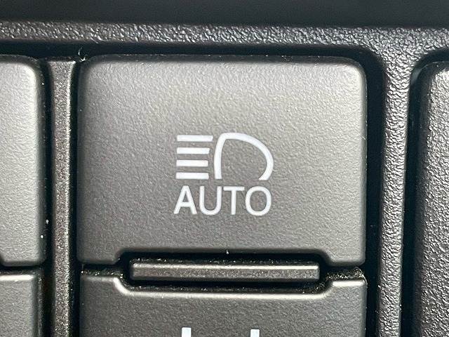 トヨタ ヴォクシーの画像8